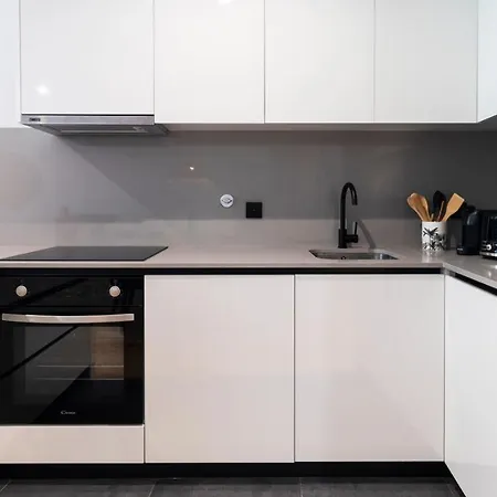 Premium 2br Flat Near Santa Catarina By Lovelystay Appartement *