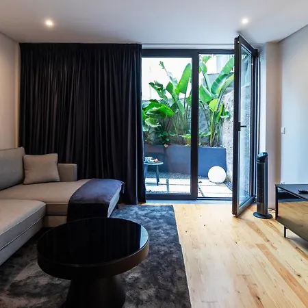 Premium 2br Flat Near Santa Catarina By Lovelystay Apartment Porto