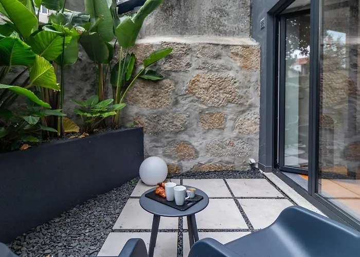 Апартаменты Premium 2br Flat Near Santa Catarina By Lovelystay