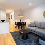 Premium 2br Flat Near Santa Catarina By Lovelystay Oporto